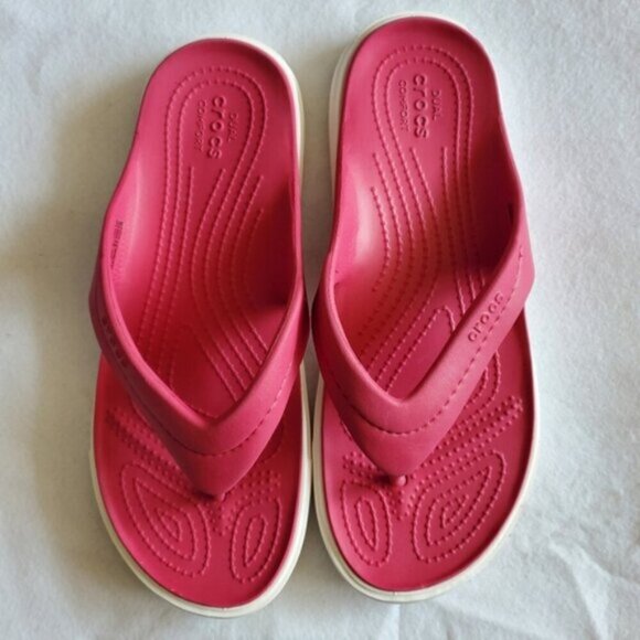 Crocs Pink and White CitiLane Unisex Flip Flop Slippers Size W8/M6 - Picture 2 of 7